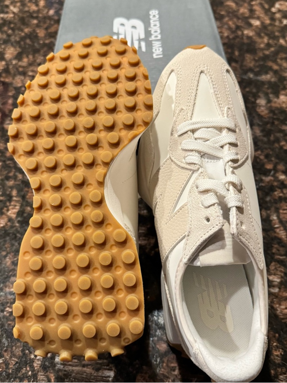 NWT- Women's New Balance 327 Retro-Style Sneakers - Sz 8.5 - Linen/Sea Salt - Picture 3 of 8